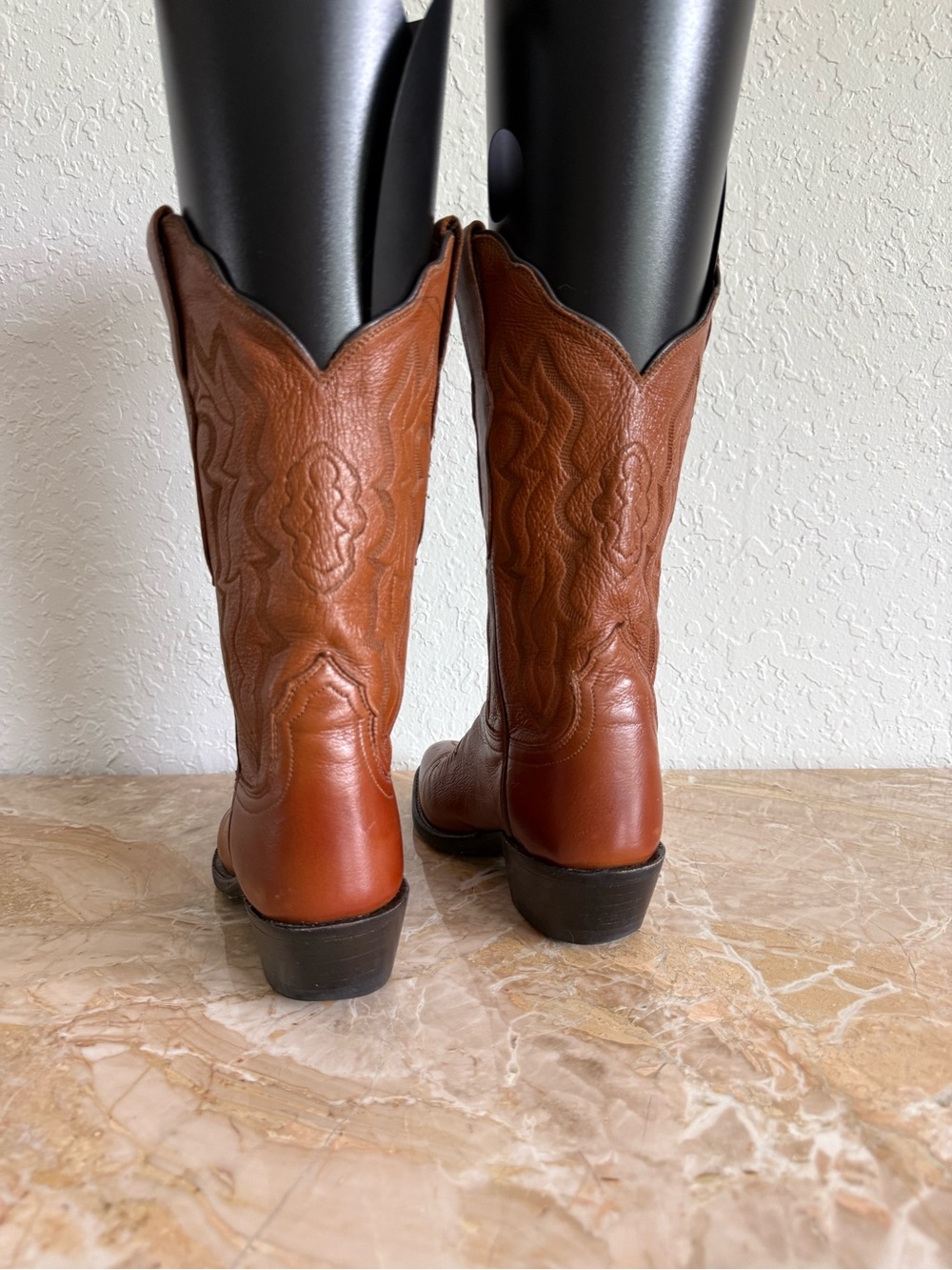 Vintage LUCCHESE 2000 Leather Western Cowboy Boots - Picture 5 of 16